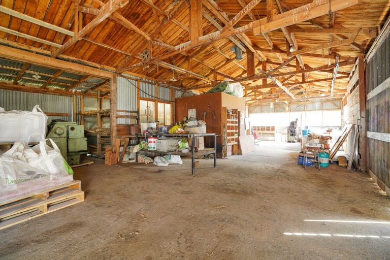 Photo of property in 11 Memorial Avenue, Drummond, Otautau, 9683