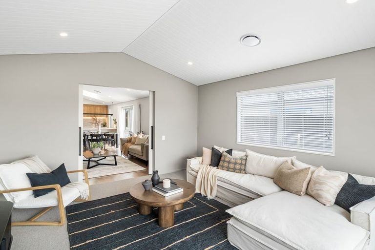 Photo of property in 8 Treedale Street, Belfast, Christchurch, 8051