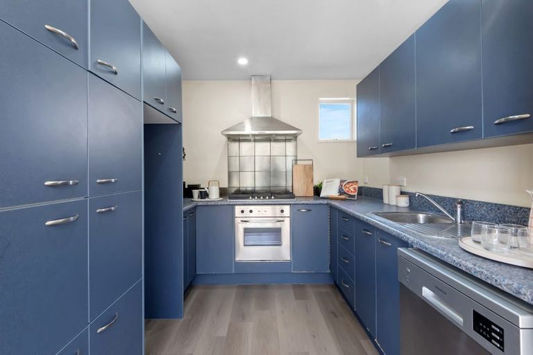 Photo of property in 2 Sioux Avenue, Wigram, Christchurch, 8042