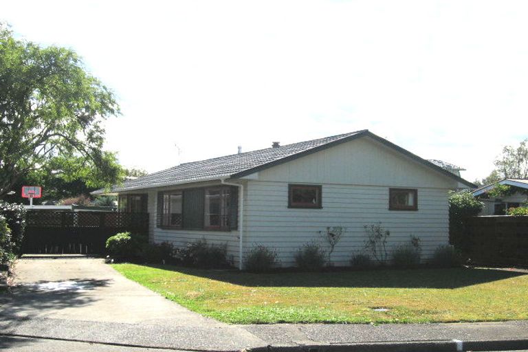 Photo of property in 4 Bailey Grove, Trentham, Upper Hutt, 5018