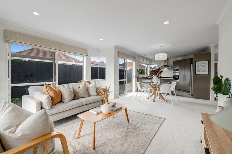 Photo of property in 12a Pine Road, Orewa, 0931