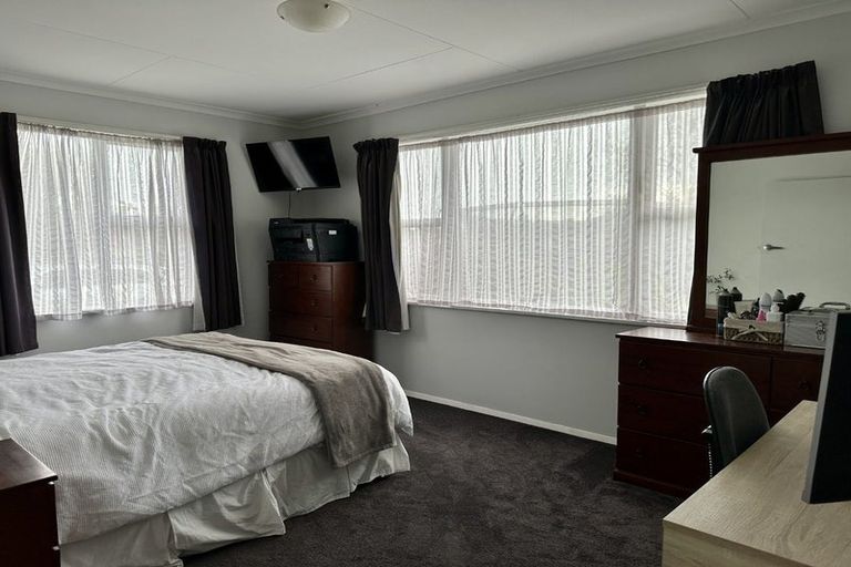 Photo of property in 30 Langley Avenue, Milson, Palmerston North, 4414