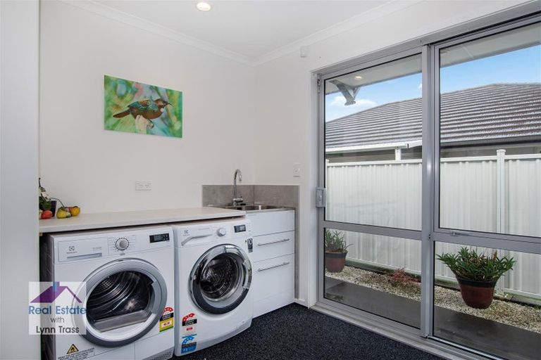 Photo of property in 5 Rolling Stone Rise, Tikipunga, Whangarei, 0112