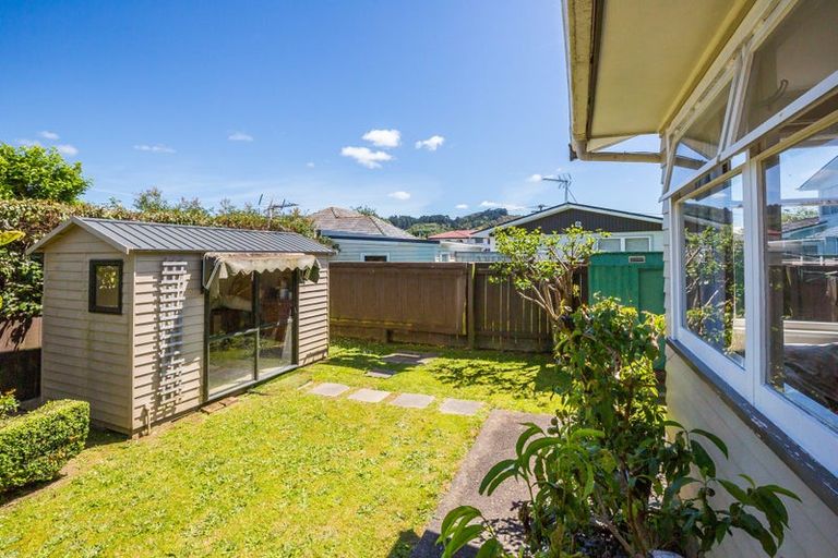 Photo of property in 49c Garden Road, Avalon, Lower Hutt, 5011