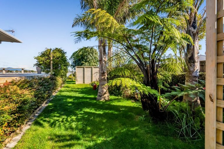 Photo of property in 78 Queens Road, Glen Avon, New Plymouth, 4312