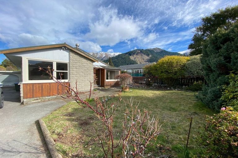 Photo of property in 15 Brisbane Street, Queenstown, 9300