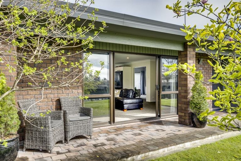 Photo of property in 14 Lamason Street, Greenmeadows, Napier, 4112