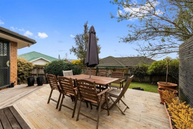 Photo of property in 24a Mcleod Road, Henderson, Auckland, 0612