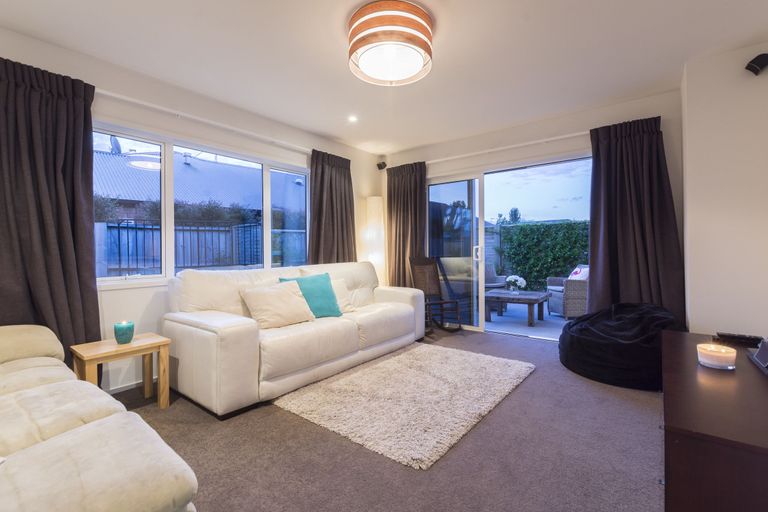 Photo of property in 19 Teal Place, Pyes Pa, Tauranga, 3112