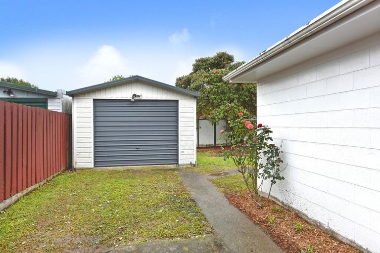 Photo of property in 13 Akron Grove, Totara Park, Upper Hutt, 5018