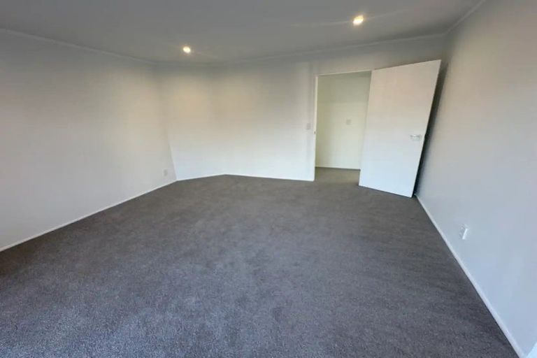 Photo of property in 24/18 Williams Road, Hobsonville, Auckland, 0618