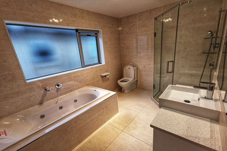 Photo of property in 3 Calcite Avenue, Flat Bush, Auckland, 2019