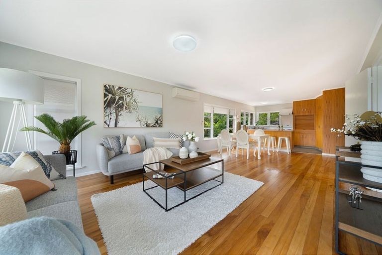 Photo of property in 38 Kohekohe Street, New Lynn, Auckland, 0600