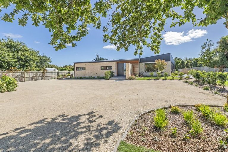 Photo of property in 12 Stott Drive, Darfield, 7571