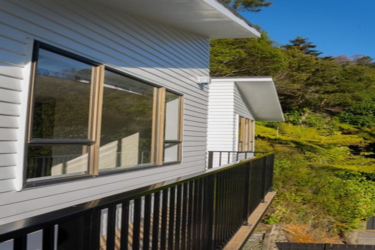 Photo of property in 105b Kamahi Street, Stokes Valley, Lower Hutt, 5019