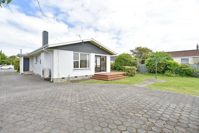 Photo of property in 84 East Belt, Rangiora, 7400