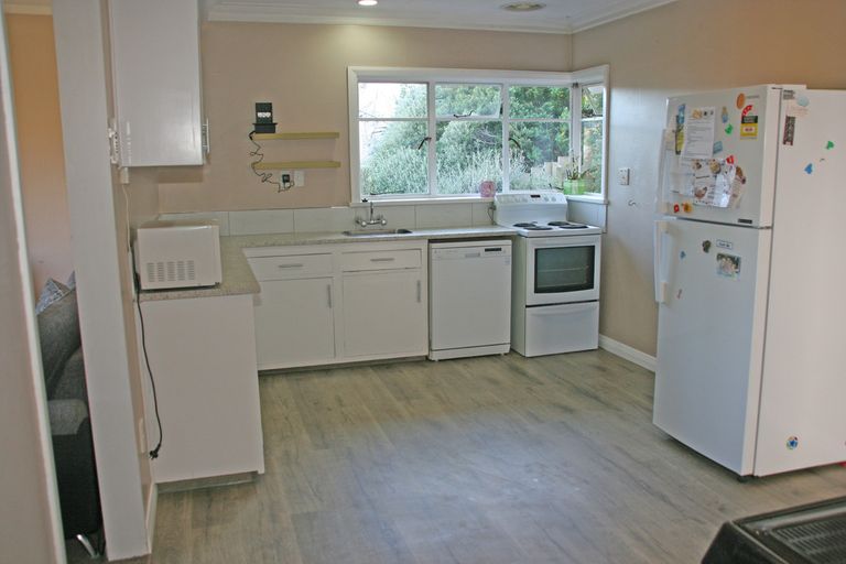 Photo of property in 18 Quarry Road, Green Island, Dunedin, 9018