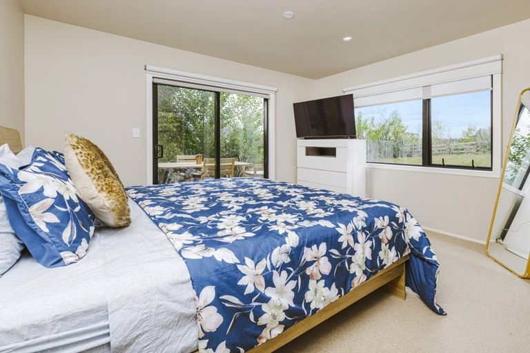 Photo of property in 6 Robins Way, Pokeno, 2471