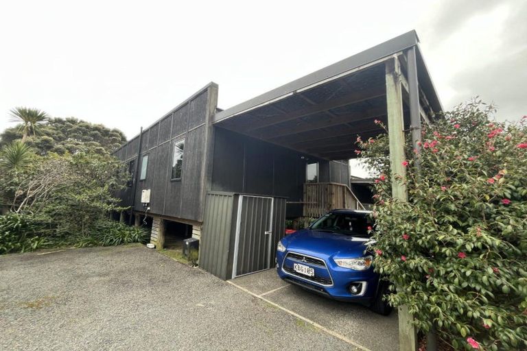 Photo of property in 9a-e Moulton Street, Moturoa, New Plymouth, 4310