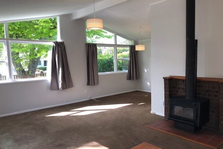 Photo of property in 211 Matai Road, Raumati Beach, Paraparaumu, 5032