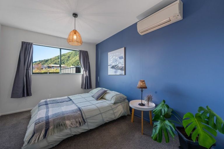 Photo of property in 90 Moana View Road, Waikawa, Picton, 7220