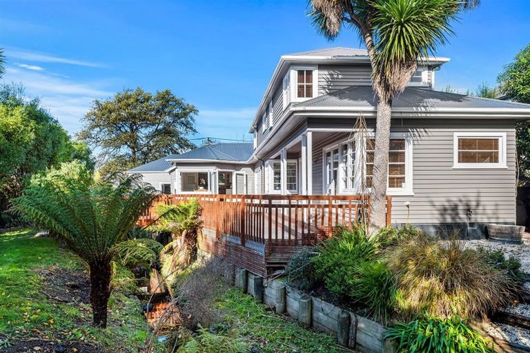 Property details for 35 Paparoa Street, Papanui, Christchurch, 8053