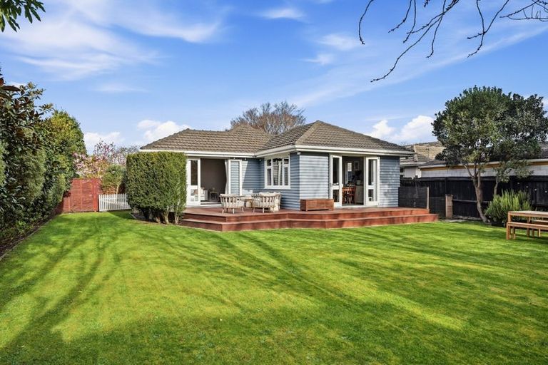 Photo of property in 47 Charlcott Street, Burnside, Christchurch, 8053