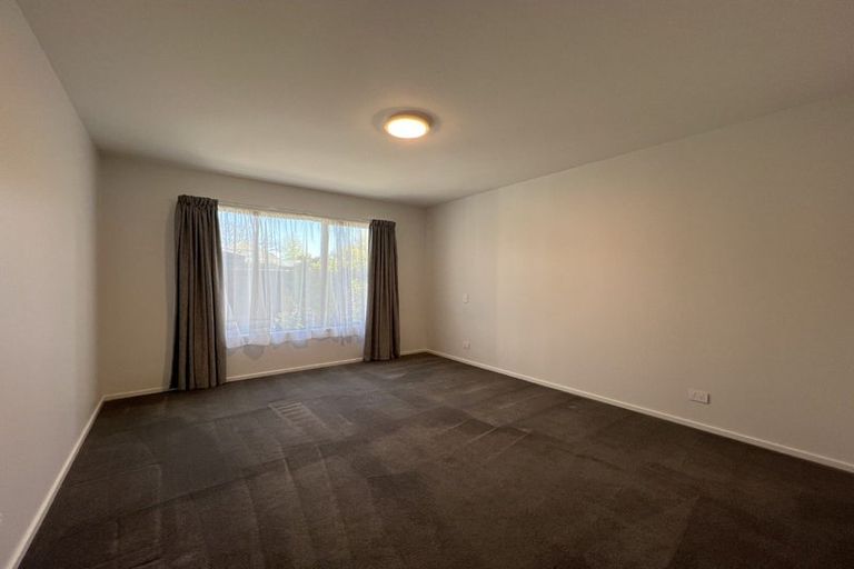 Photo of property in 2/129 Aikmans Road, Merivale, Christchurch, 8014
