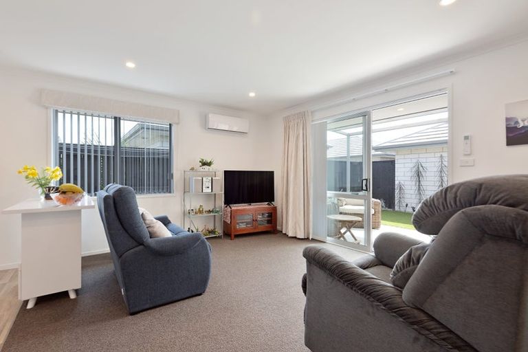 Photo of property in 4 Lance Way, Papamoa, 3118