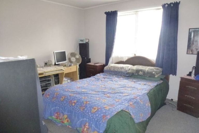 Photo of property in 21 Taka Street, Takanini, 2112