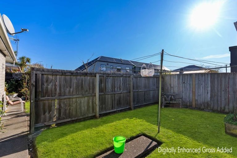 Photo of property in 2/47 Dunn Street, Somerfield, Christchurch, 8024