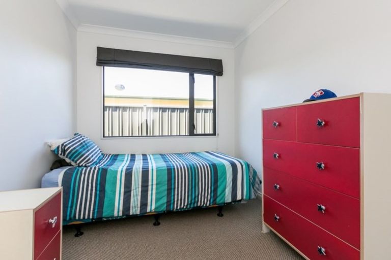 Photo of property in 91 Ferry Road, Clive, 4102