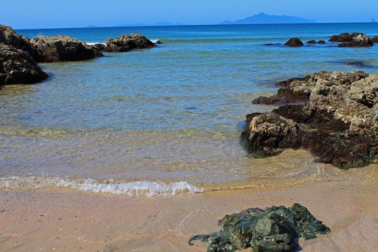 Photo of property in 33 Taranga Road, Langs Beach, Waipu, 0582