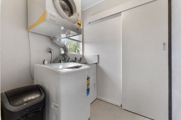 Photo of property in 35 Shelton Place, Feilding, 4702