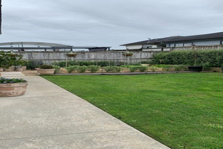 Photo of property in 9 Kabardin Street, Karaka, Papakura, 2113