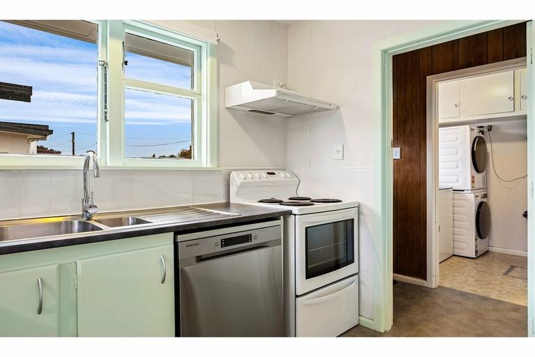 Photo of property in 31 Ravenna Street, Avonhead, Christchurch, 8042