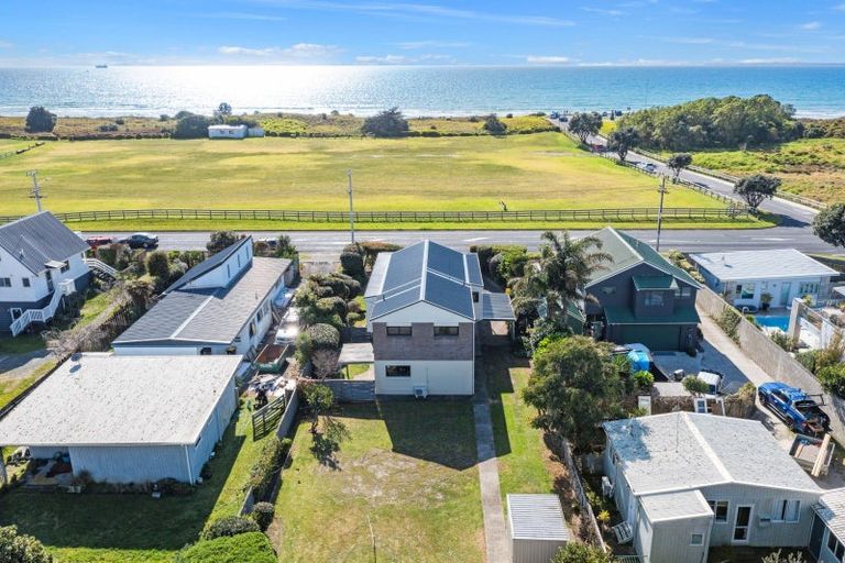 Photo of property in 484 Papamoa Beach Road, Papamoa Beach, Papamoa, 3118