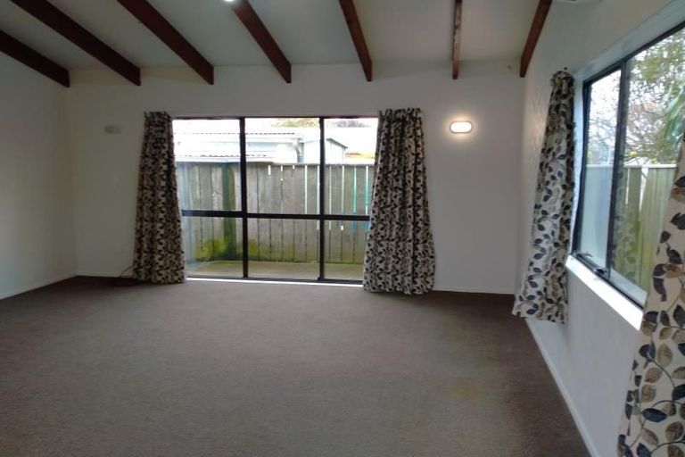 Photo of property in 17 Fleming Crescent, Maraenui, Napier, 4110