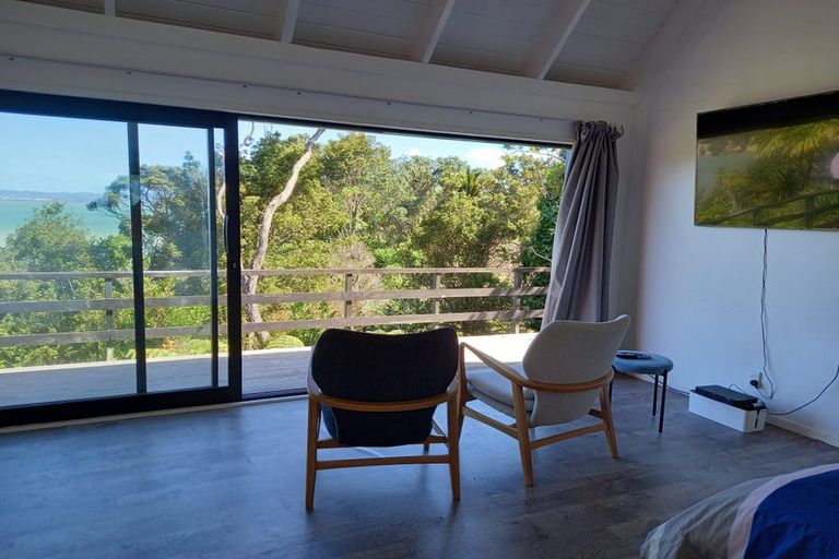 Photo of property in 6 Valhalla Drive, Beach Haven, Auckland, 0626