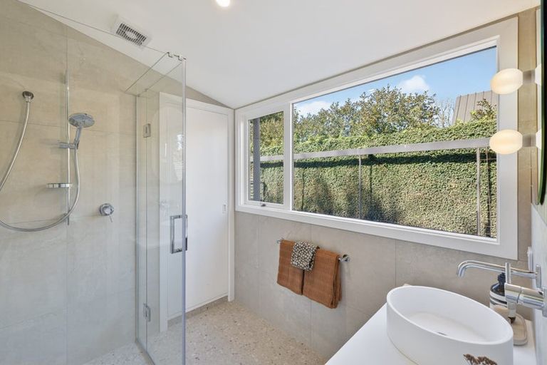 Photo of property in 166 Ilam Road, Ilam, Christchurch, 8041