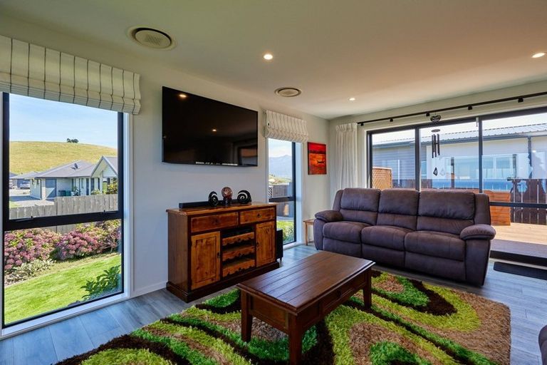 Photo of property in 28 Miromiro Drive, Kaikoura, 7300