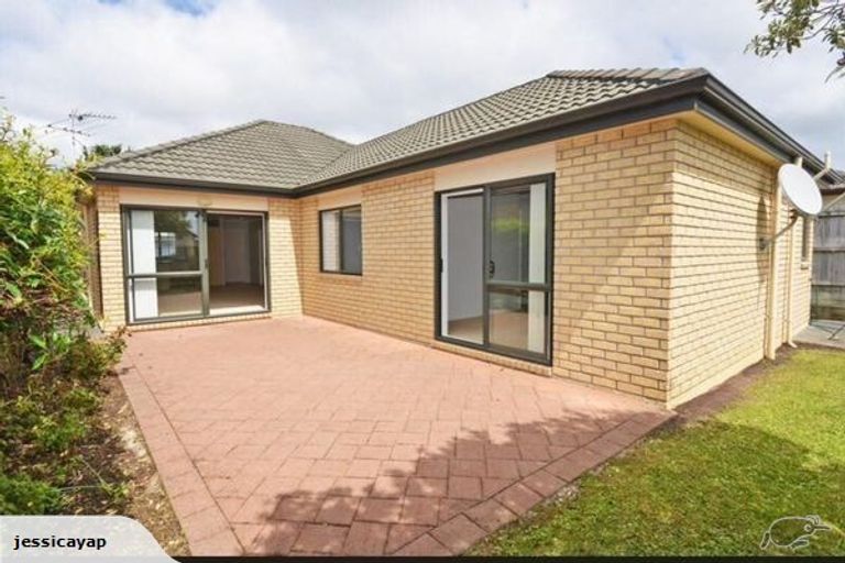 Photo of property in 32 Espalier Drive, Henderson, Auckland, 0612