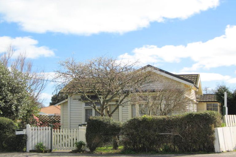 Photo of property in 44 Stewart Street, Marton, 4710