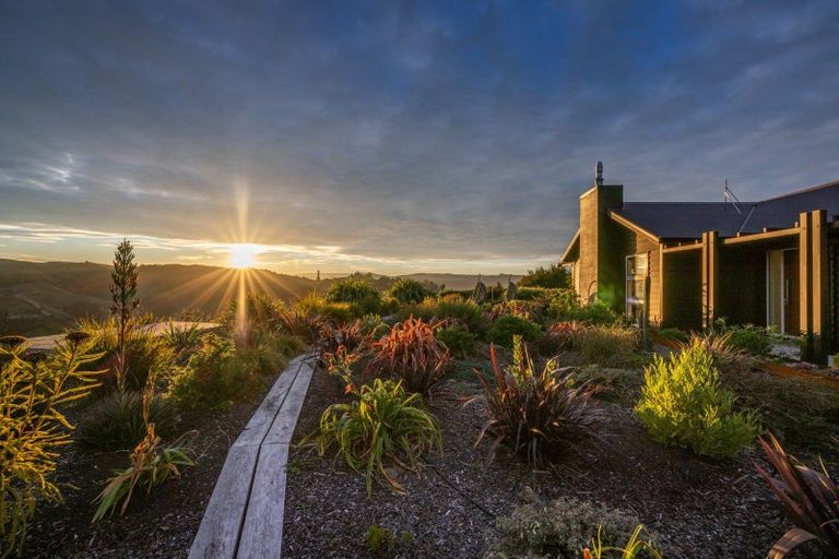 Photo of property in 22 Heipipi Drive, Eskdale, Napier, 4182