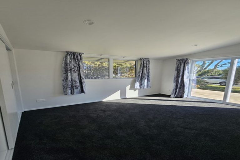 Photo of property in 4 Thelma Crescent, Torbay, Auckland, 0630