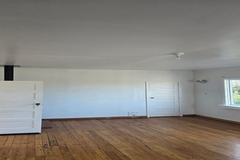 Photo of property in 42a Mandalay Terrace, Khandallah, Wellington, 6035