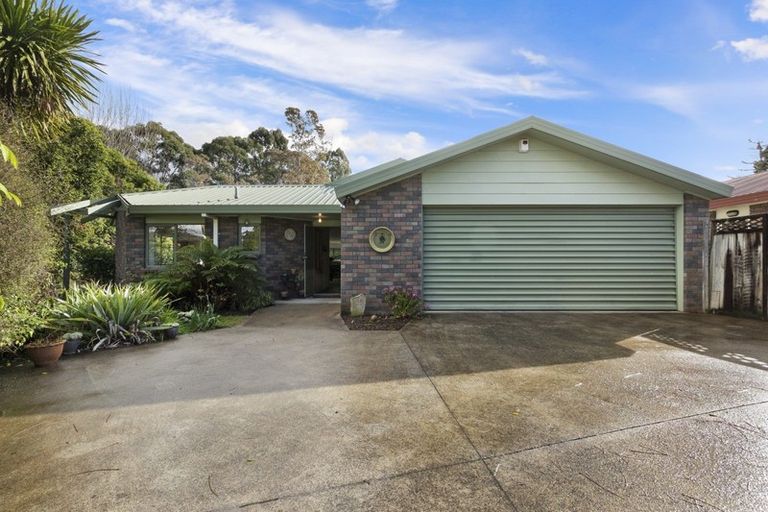 Photo of property in 12 Essendon Court, Glenview, Hamilton, 3206