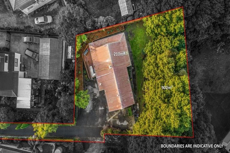 Photo of property in 22 Calluna Crescent, Totara Heights, Auckland, 2105