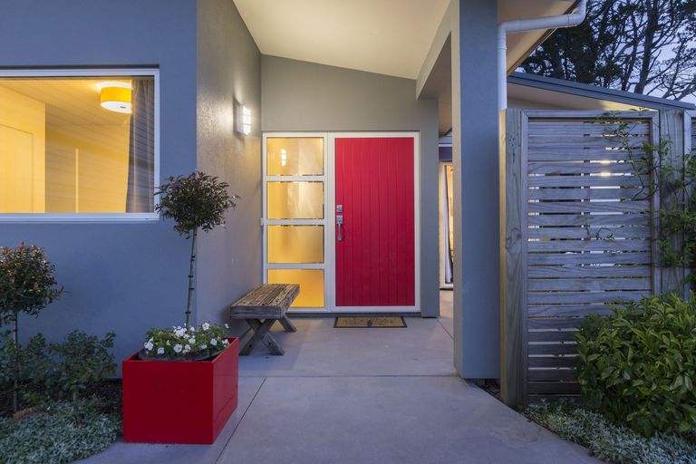 Photo of property in 19 Teal Place, Pyes Pa, Tauranga, 3112