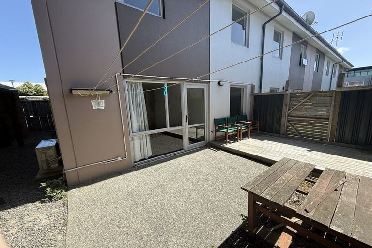 Photo of property in 5/340 Lincoln Road, Addington, Christchurch, 8024